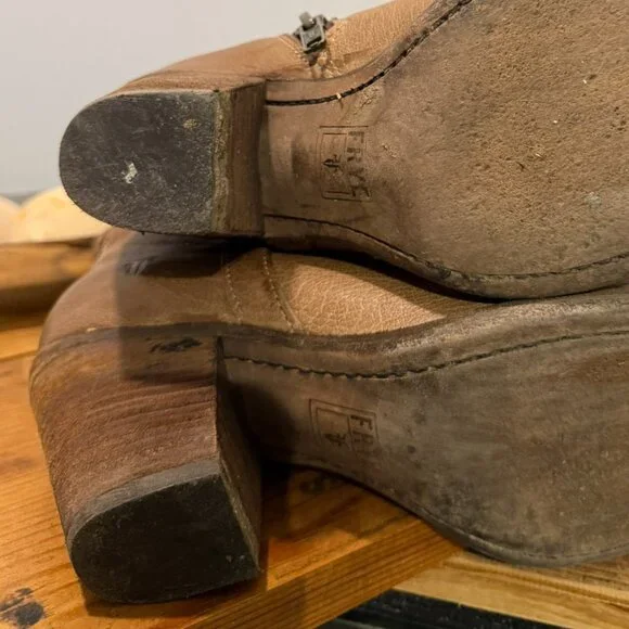 Frye Leather Cowboy Booties 7B | Western Ankle Boots | Distressed | Vintage - Picture 8 of 13